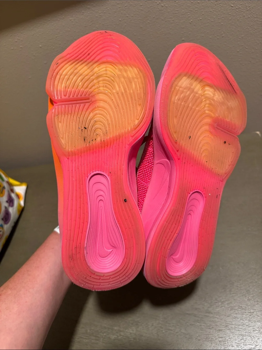 Nike Women's Air Zoom GT Hustle 3 Bright Pink Knit Running Sneakers size 10